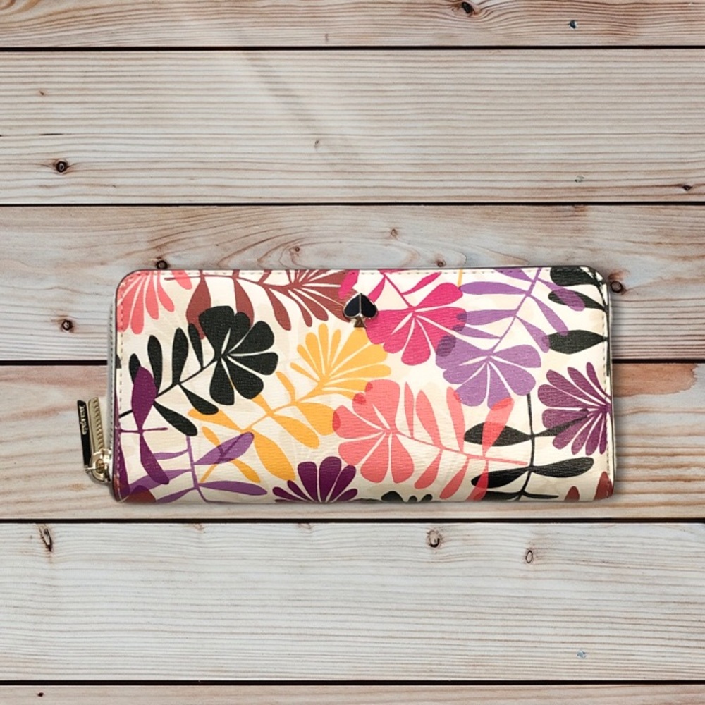 🎁Kate Spade Hawaii Exclusive  Continental Wallet